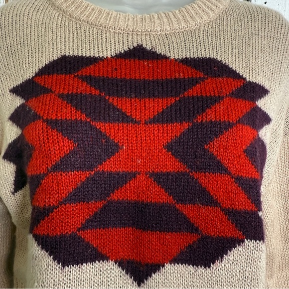 Charlotte Russe Geometric Sweater Crop Top Women’s Size Small Aztec Boho Tan Red - Picture 3 of 9